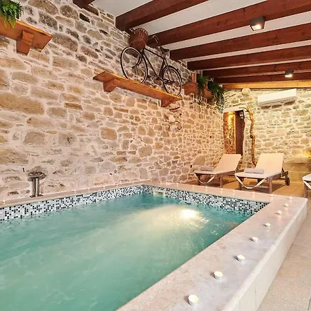 Katarina Holiday home